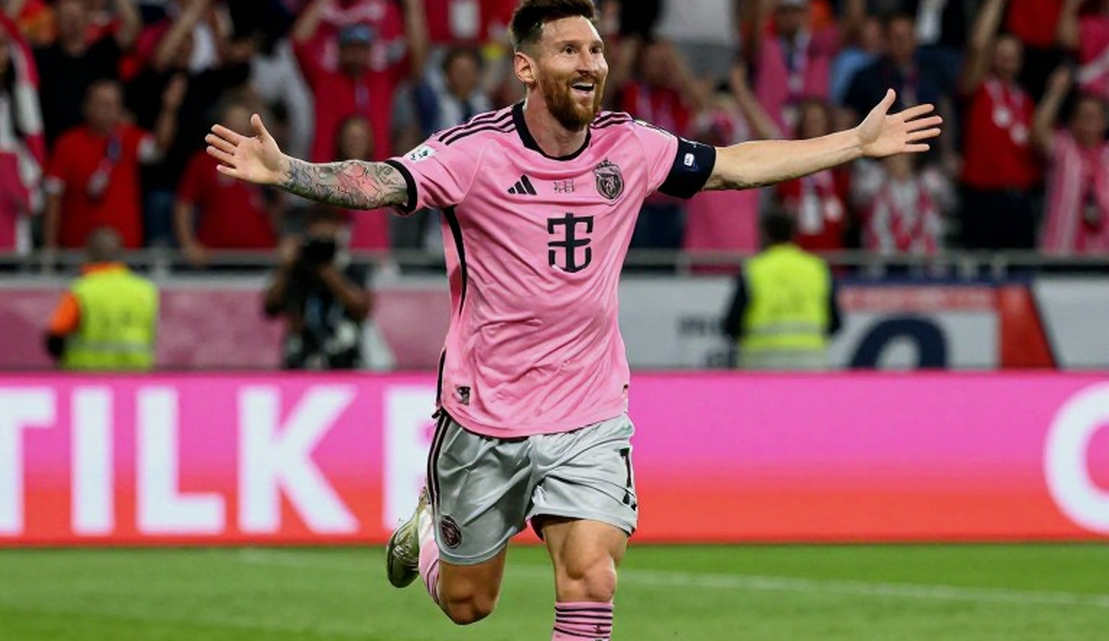 Big Headline, Small Event: An Anatomy of the Transfer Rumor Chain