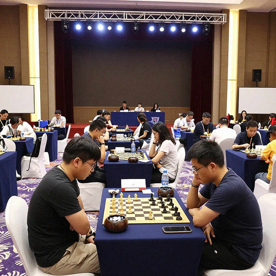 ChessBase bán 60 phút cho Gambit Voi: canh bạc đổi tốt lấy thế tiên ChessBase bán 60 phút cho Gambit Voi: canh bạc đổi tốt lấy thế tiên