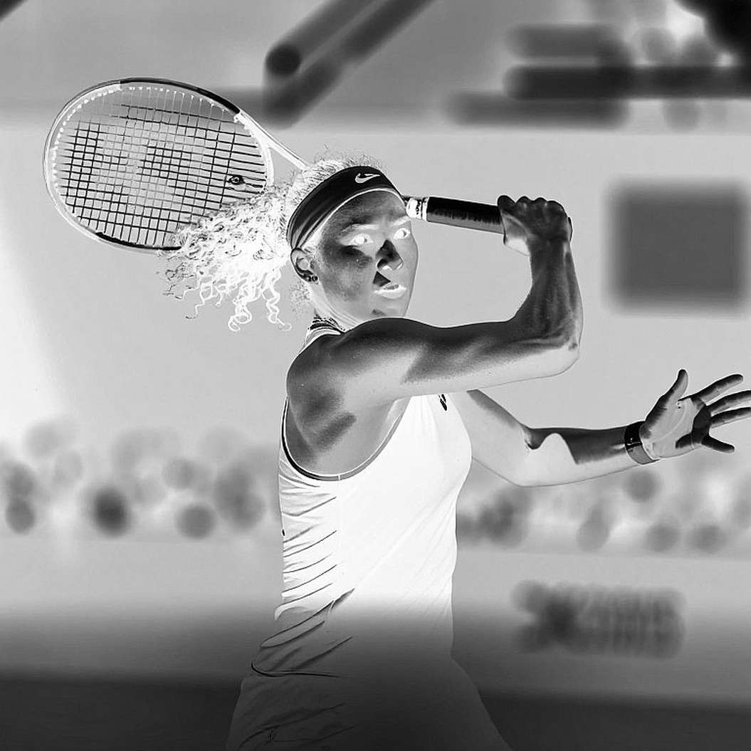 Eala thắng Parry 6-3, 6-1 ở Ningbo: một trận thắng dựng bằng cú trả giao bóng, không phải bằng giao bóng