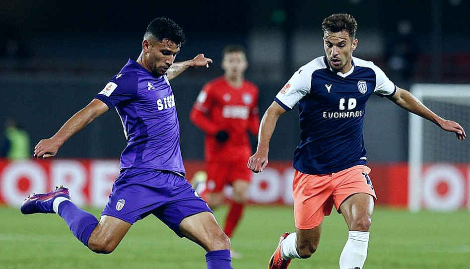 Băng đội trưởng sang tay Maguire, Fernandes ngồi ngoài: Góc nhìn từ phòng VAR về quyết định của Carrick