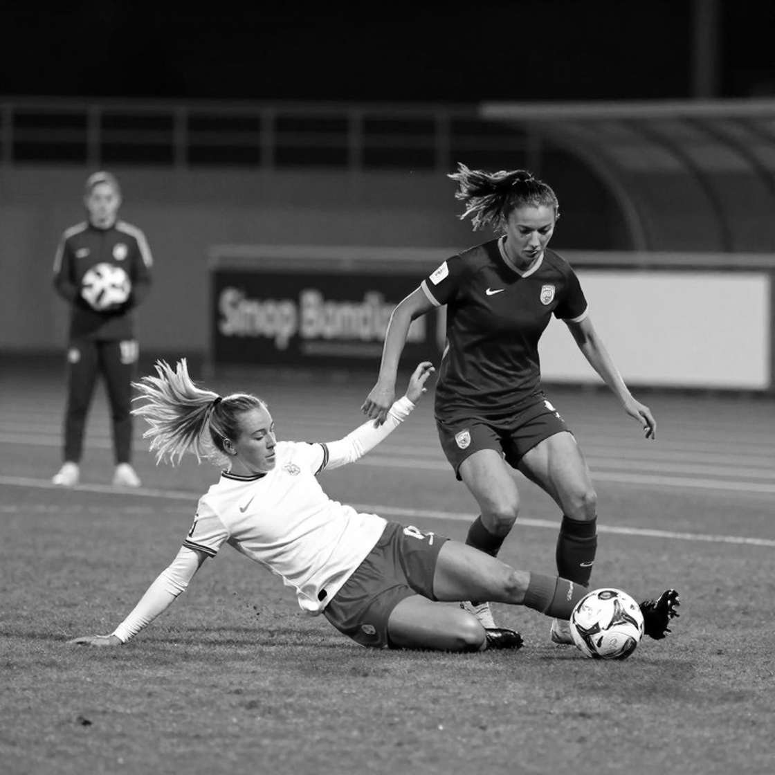 Bốn bàn không che nổi hai cột dọc: USMNT vượt Chile 4-2 và những câu hỏi còn để ngỏ