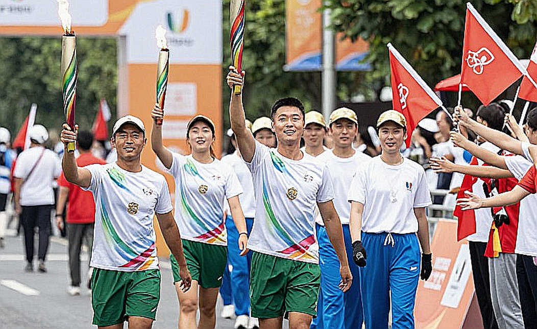 Đình Bắc ghi bàn, Nguyễn Filip bị chỉ tên: CAHN hòa Thanh Hóa 1-1 và khoảng trống trước vòng cấm