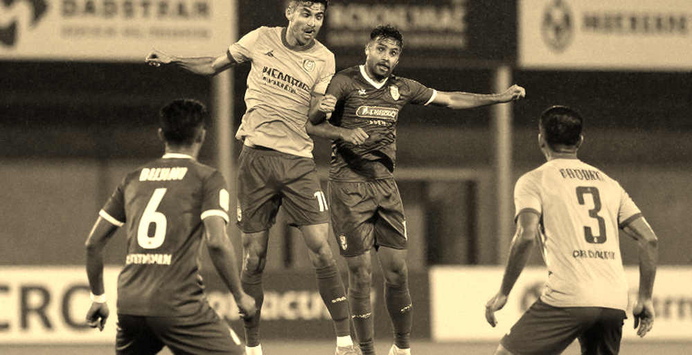 Chivas Femenil phản ứng dữ dội với huấn luyện viên Antonio Contreras sau vụ lùm xùm với phóng viên