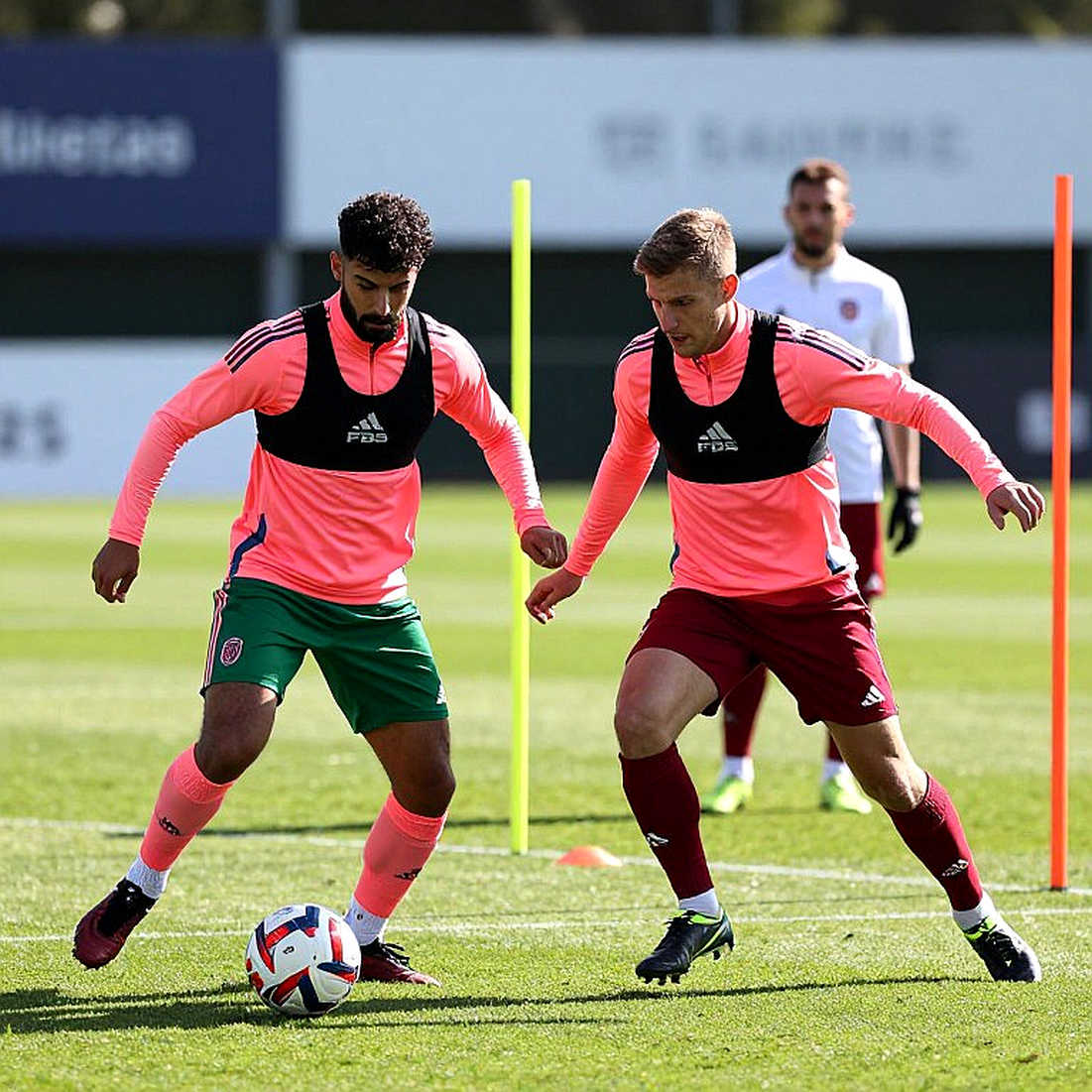 Valverde đứng dậy quá nhanh: Tiếng thở dài sau trận derby Madrid và bài học về sự lạnh lùng