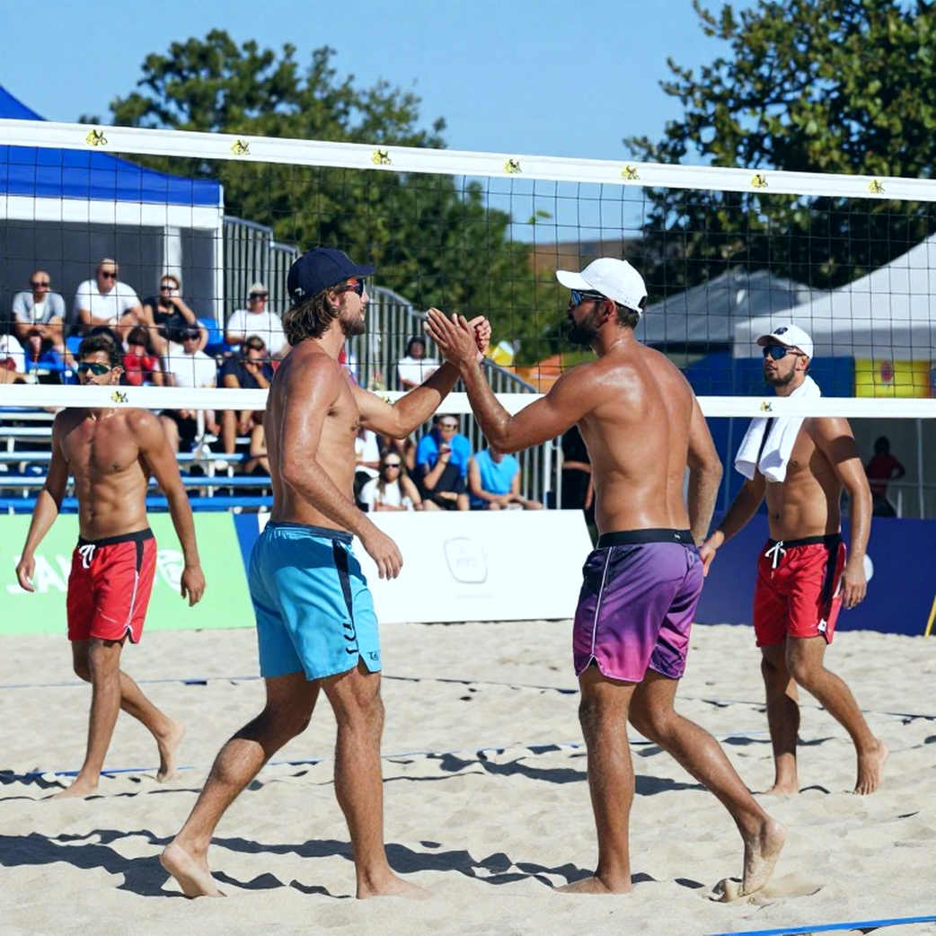Brazil thắng Argentina 3-0, lần thứ 16 liên tiếp vô địch bóng chuyền nữ Nam Mỹ Brazil thắng Argentina 3-0, lần thứ 16 liên tiếp vô địch bóng chuyền nữ Nam Mỹ