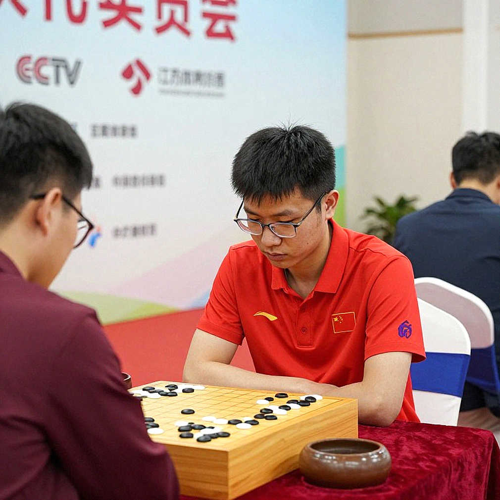 Bảng phân tích trống rỗng: Khi làng esports phải học cách nói 'tôi không biết' Bảng phân tích trống rỗng: Khi làng esports phải học cách nói 'tôi không biết'