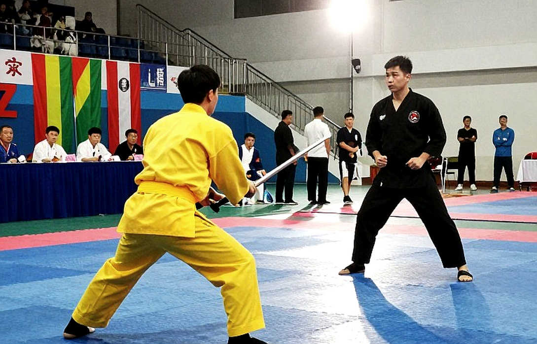 Raoni Barcelos ra viện sau sự cố y khoa nghiêm trọng tại UFC: Cảnh báo sinh tồn cho võ sĩ tuổi 39